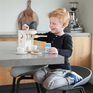 Coffee machine - white